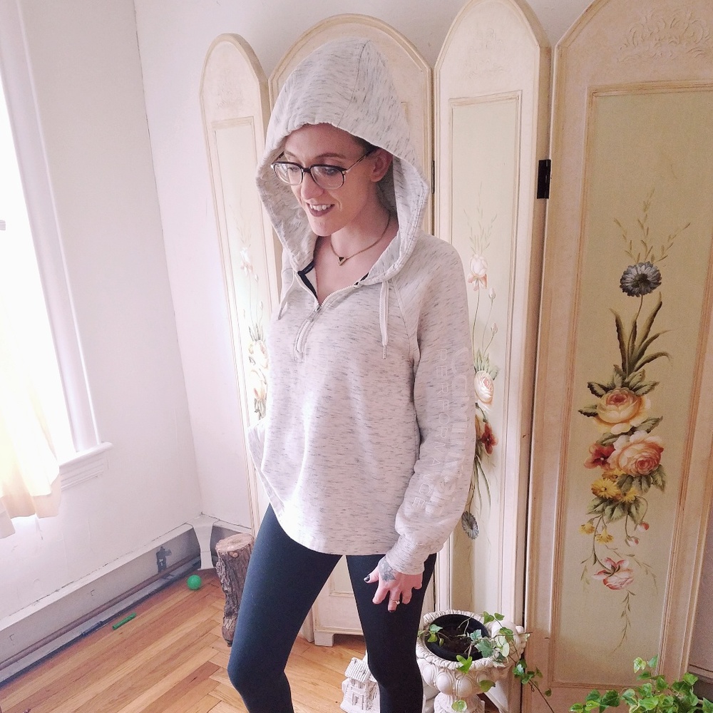 Cropped Calvin Klein hoodie